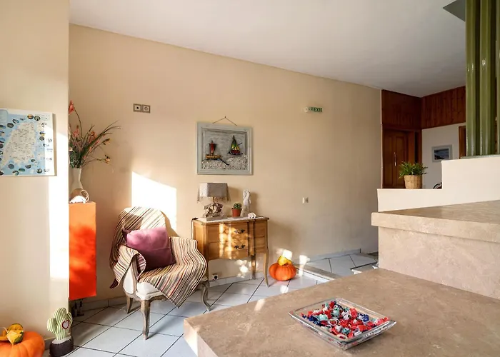 Appartement Nontas 33 *